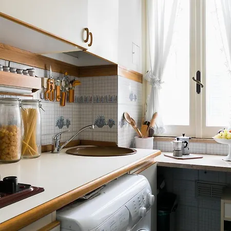 Navona Terrace Cozy Studio